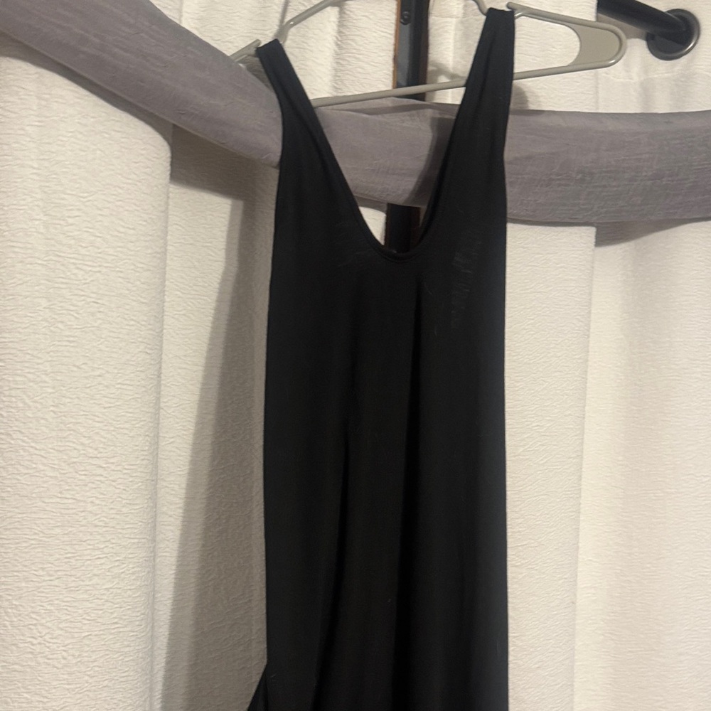 Black Sleeveless Dress